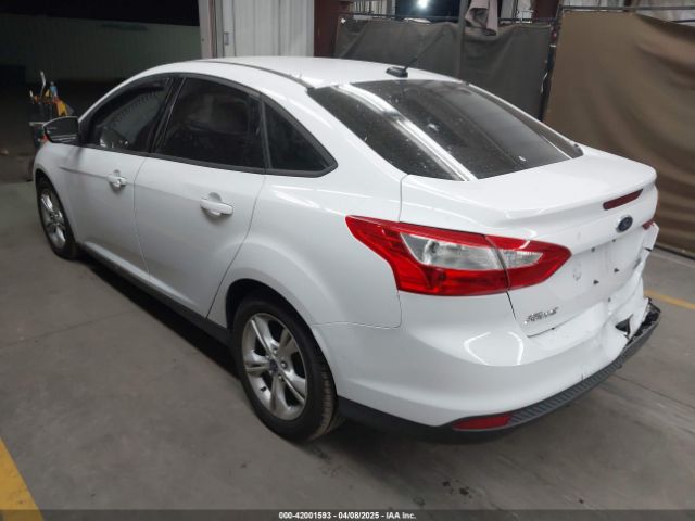 1FADP3F22EL437727 Ford FOCUS SE