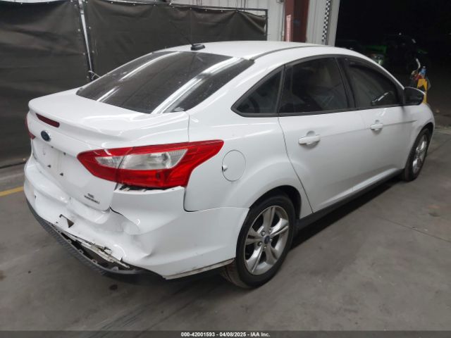 1FADP3F22EL437727 Ford FOCUS SE