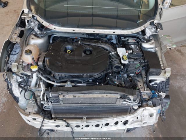 1FMCU9J99JUB12935 Ford Escape Titanium