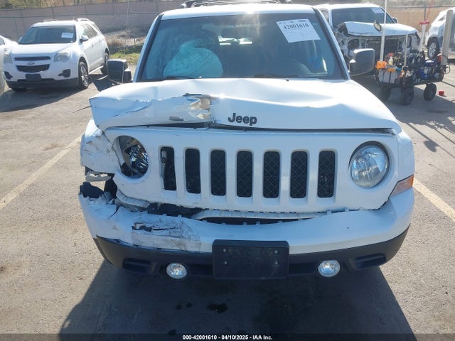 1C4NJRBB2FD290068 Jeep Patriot Altitude Edition