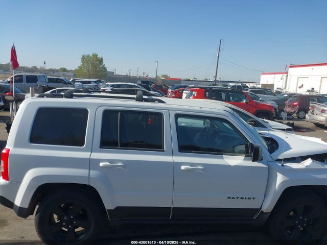 1C4NJRBB2FD290068 Jeep Patriot Altitude Edition