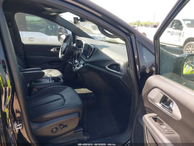 2024 CHRYSLER PACIFICA 2C4RC3BG2RR178361 Photo 4