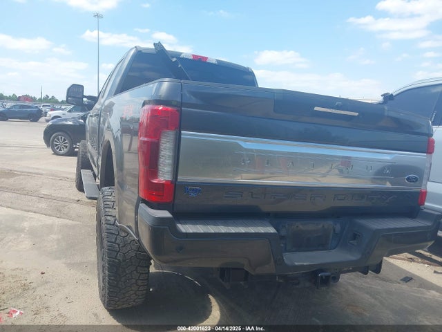 1FT7W2BT0JEC89174 Ford F-250 Platinum