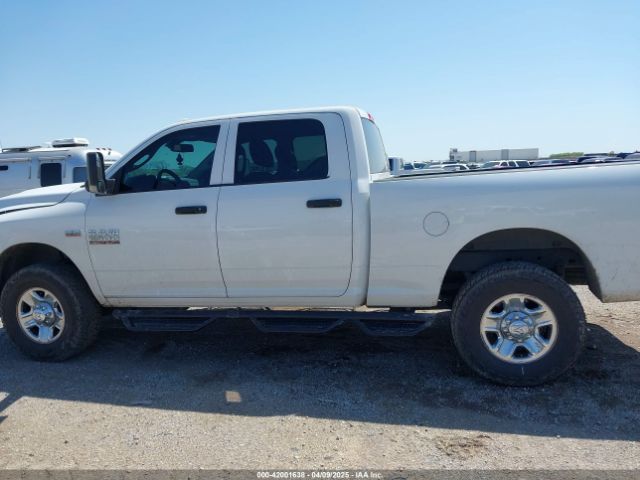 3C6UR5CJ5JG256129 RAM 2500 Tradesman  4x4 6'4 Box