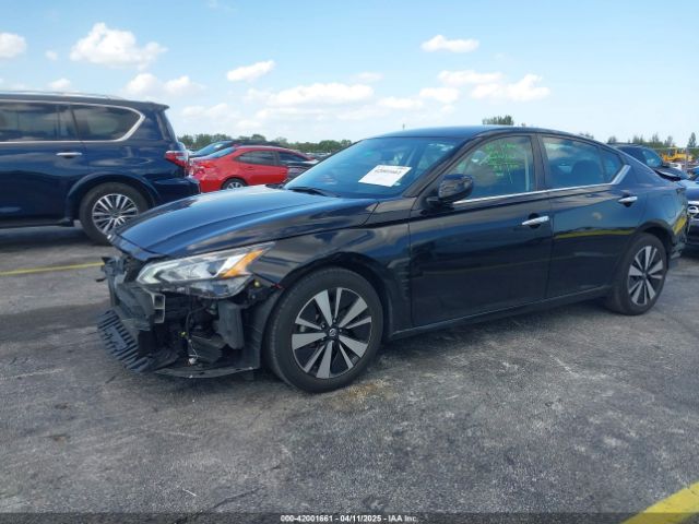1N4BL4DV2NN389883 Nissan Altima Sv Fwd
