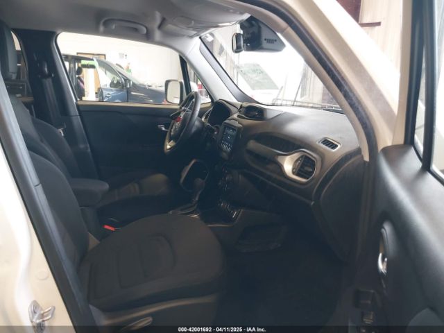 ZACCJBBB0JPH14677 Jeep Renegade Latitude 4x4