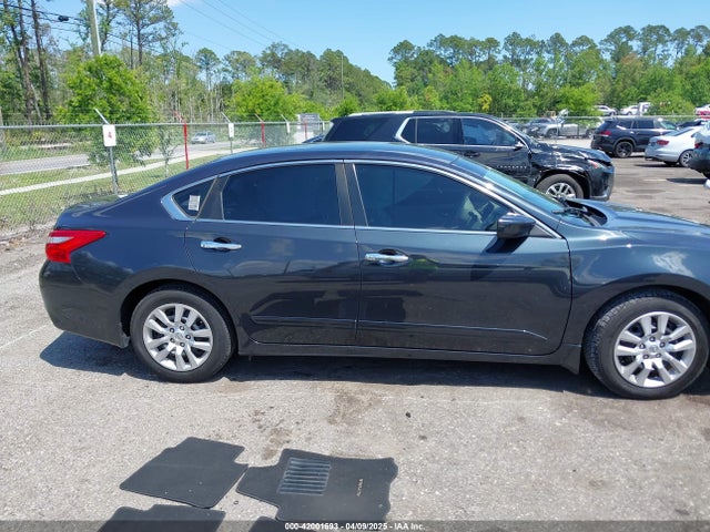 1N4AL3AP4HN316143 Nissan Altima 2.5 S