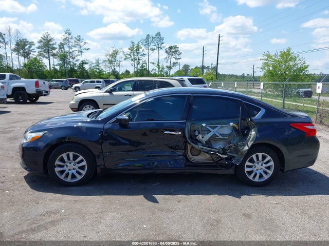 1N4AL3AP4HN316143 Nissan Altima 2.5 S
