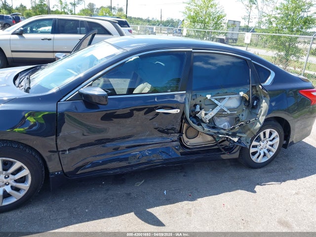 1N4AL3AP4HN316143 Nissan Altima 2.5 S