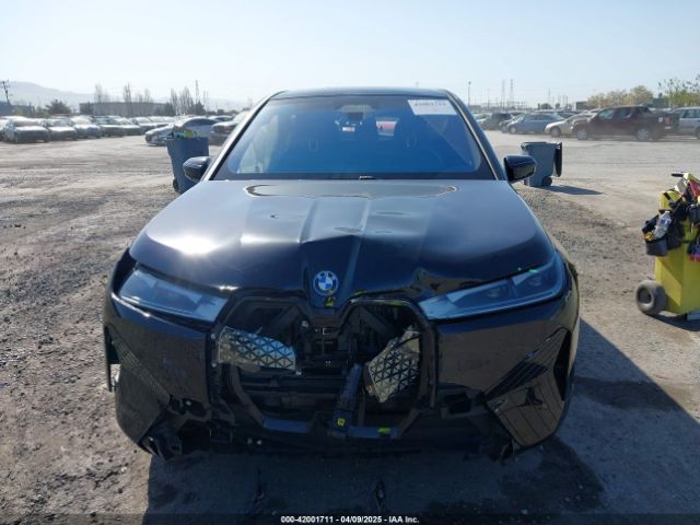 WB523CF08RCP18427 BMW Ix