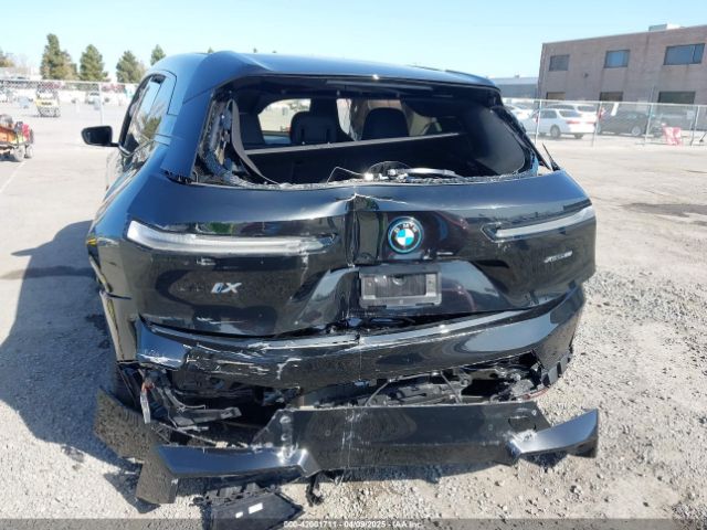WB523CF08RCP18427 BMW Ix