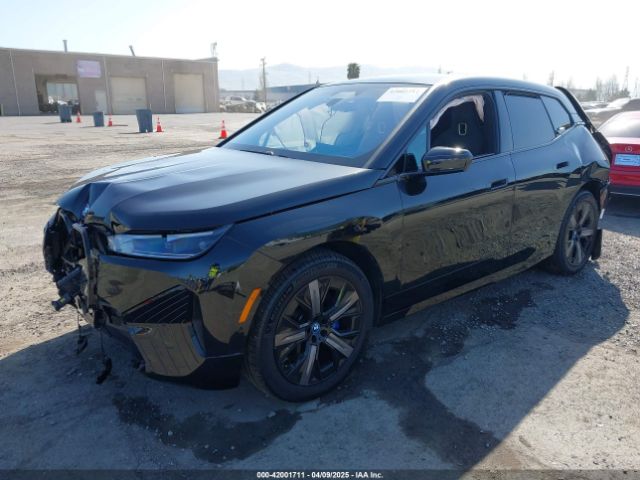 2024 BMW IX WB523CF08RCP18427 Photo 1