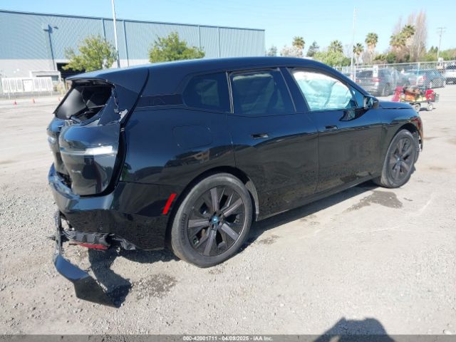 2024 BMW IX WB523CF08RCP18427 Photo 3