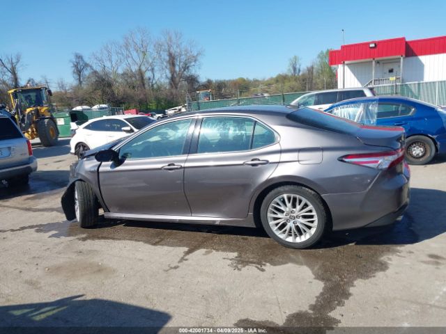 4T1F31AK5LU014735 Toyota Camry Xle Hybrid