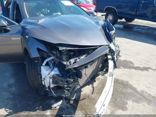 4T1F31AK5LU014735 Toyota Camry Xle Hybrid