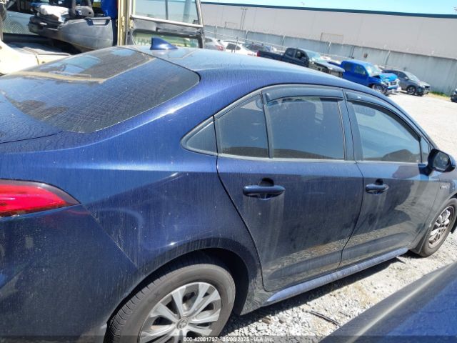 JTDEAMDE2MJ022257 Toyota Corolla Hybrid Le