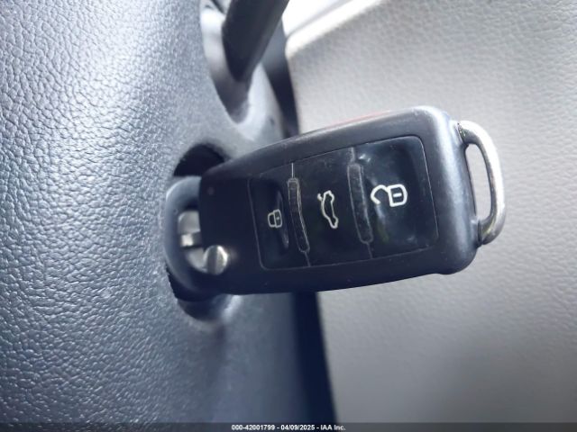 1VWAT7A36GC048458 Volkswagen Passat 1.8t S