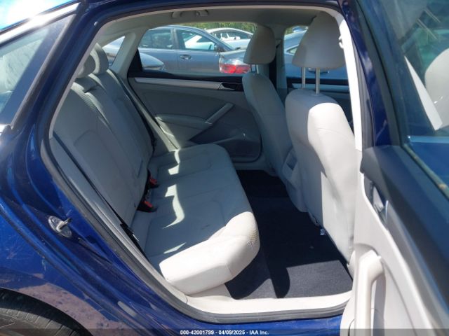 1VWAT7A36GC048458 Volkswagen Passat 1.8t S
