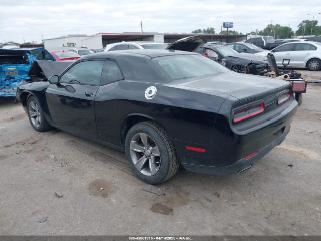 2C3CDZAG1FH700832 Dodge Challenger Sxt