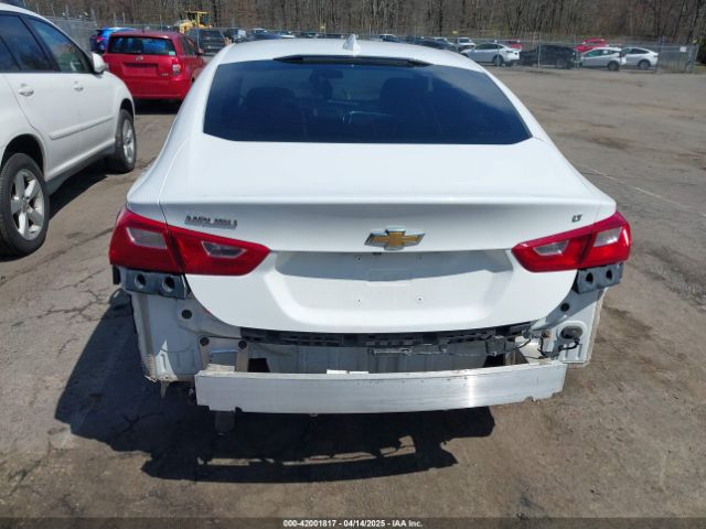 1G1ZD5ST1JF142770 Chevrolet MALIBU LT