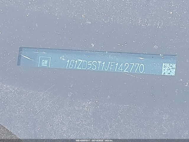 1G1ZD5ST1JF142770 Chevrolet MALIBU LT