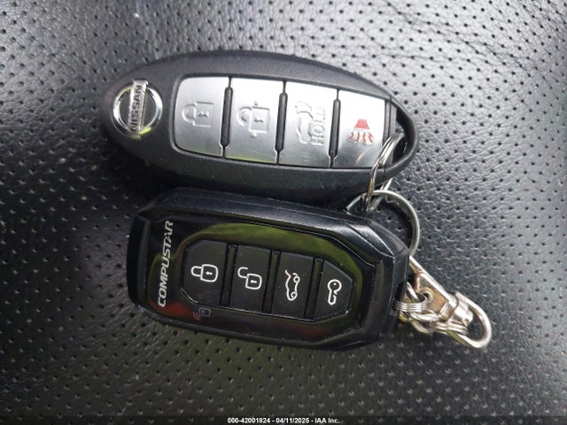5N1AT2MV3GC745018 Nissan Rogue Sl