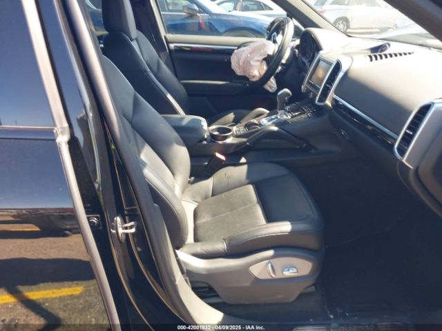 WP1AA2A21GLA10704 Porsche Cayenne