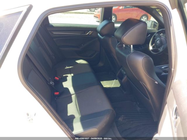 1HGCV1F32NA061097 Honda Accord Sport