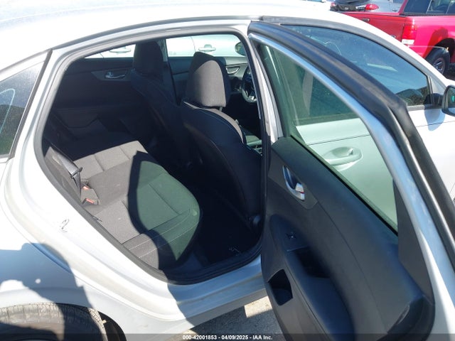3KPF24AD9KE004748 KIA Forte Lxs