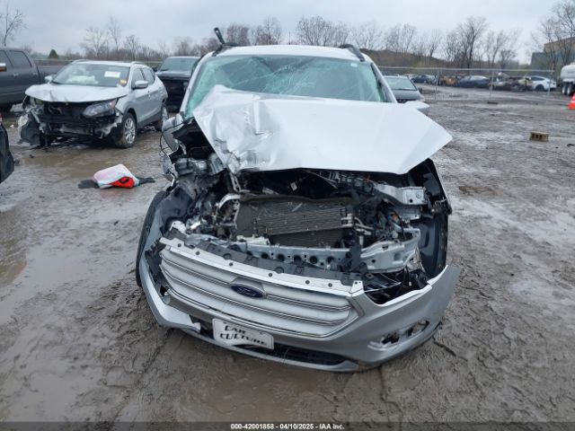 1FMCU9HD7KUA65609 Ford ESCAPE SEL