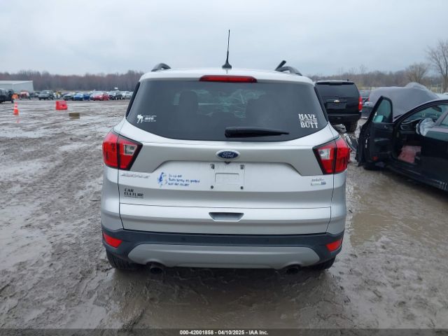 1FMCU9HD7KUA65609 Ford ESCAPE SEL
