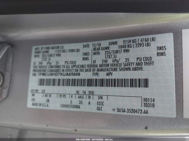 1FMCU9HD7KUA65609 Ford ESCAPE SEL