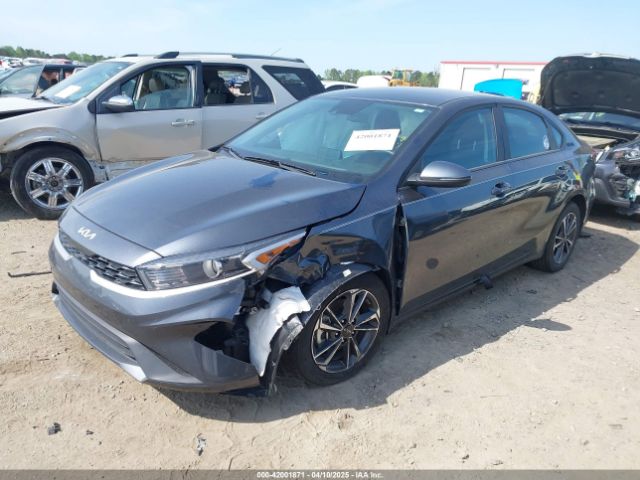 3KPF24AD8RE709311 KIA Forte Lxs
