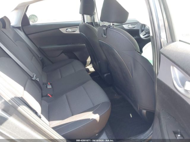 3KPF24AD8RE709311 KIA Forte Lxs