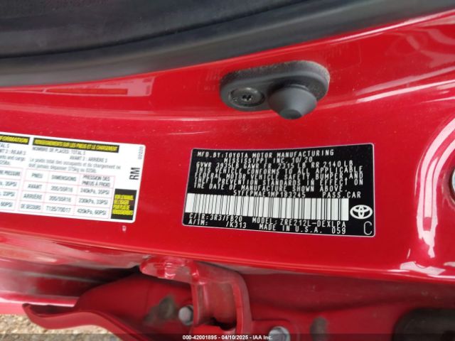 5YFEPMAE1MP183245 Toyota COROLLA LE