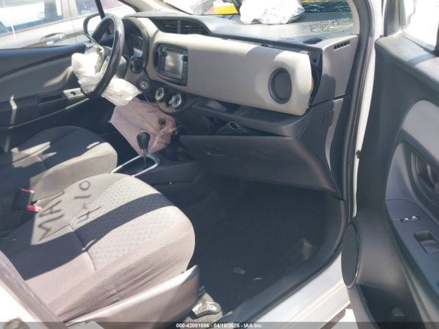 VNKKTUD30HA076682 Toyota YARIS L