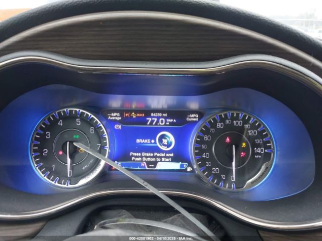 1C3CCCCB8FN631839 Chrysler 200 C