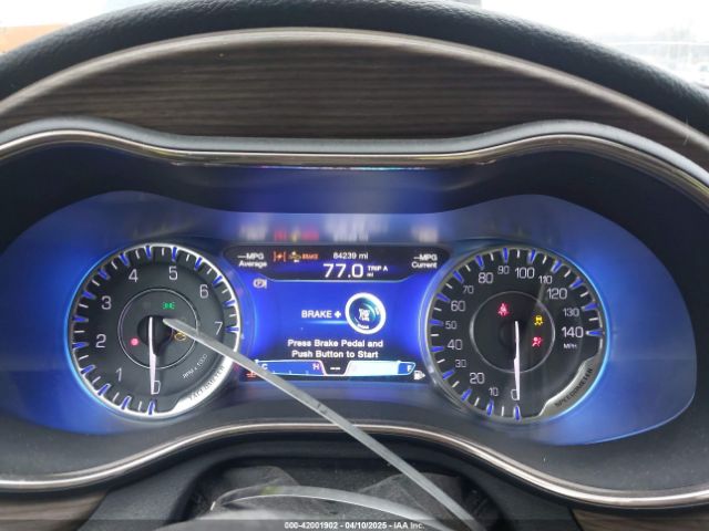 1C3CCCCB8FN631839 Chrysler 200 C