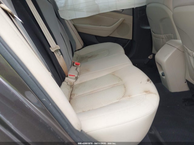 5NPE24AF7FH166974 Hyundai SONATA SE