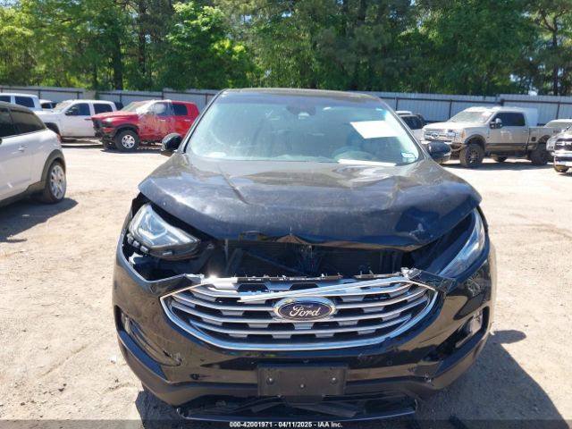 2FMPK3K98LBB28913 Ford Edge Titanium