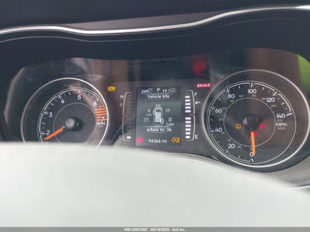 1C4PJLLB7KD129696 Jeep Cherokee Latitude Plus Fwd
