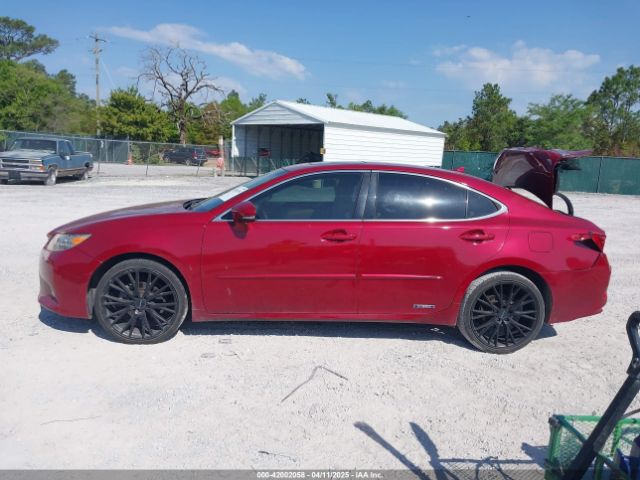 JTHBW1GG4E2064553 Lexus ES 300H
