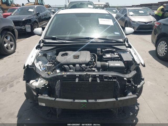 5NPD84LF4HH043031 Hyundai ELANTRA SE