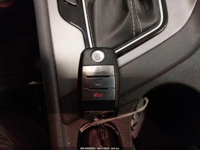 KNDCB3LC7K5336376 KIA NIRO LX