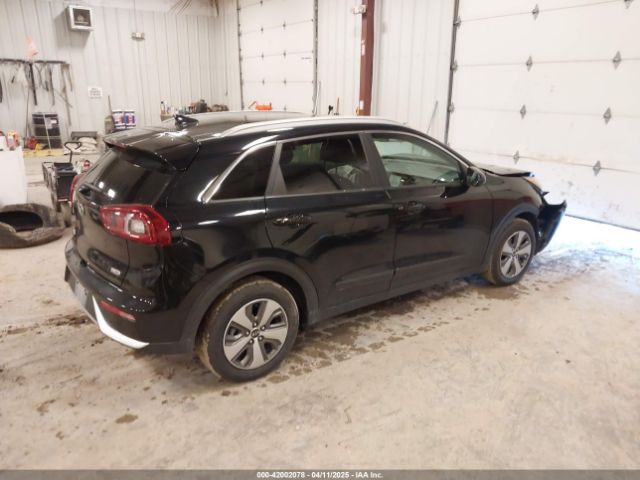 KNDCB3LC7K5336376 KIA NIRO LX