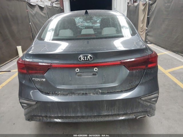 3KPF24AD6LE175071 KIA Forte Lxs
