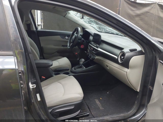 3KPF24AD6LE175071 KIA Forte Lxs