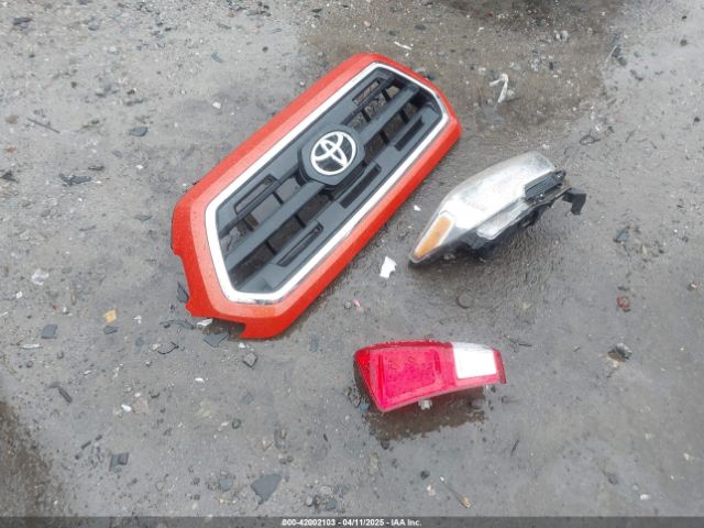 5TFDZ5BN0HX015629 Toyota Tacoma Sr5 V6