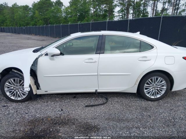 JTHBK1GG2E2144543 Lexus ES 350