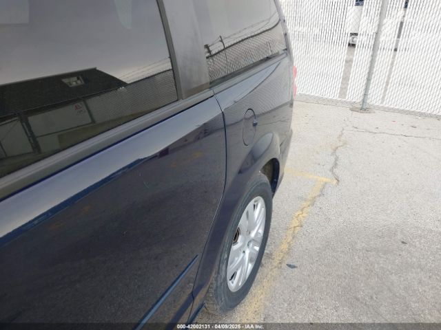 2C4RDGBG2FR615100 Dodge Grand Caravan Se